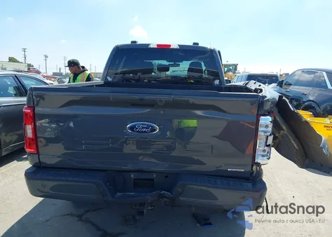 2021 Ford F-150 Xlt z USA, uszkodzony, nr VIN 1FTEW1EP4MKD17371